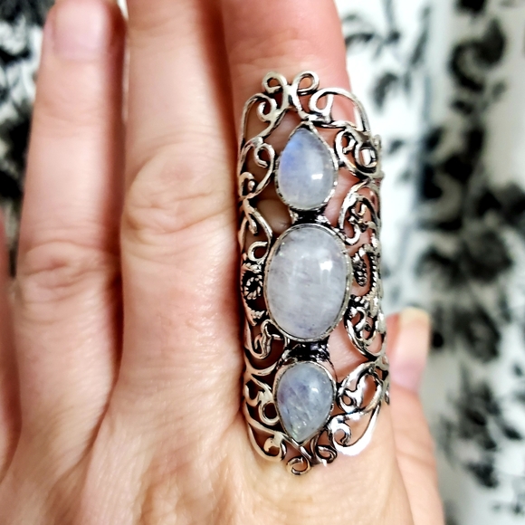 New Rainbow Moonstone 925 Silver Statement Ring. - Picture 2 of 11